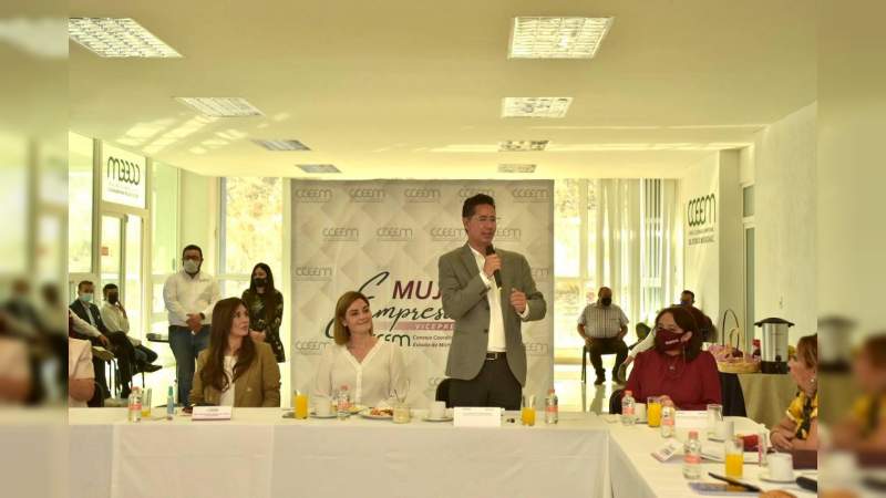 Incrementar penas más severas a feminicidas y quienes violenten la mujer: Iván Pérez Negrón