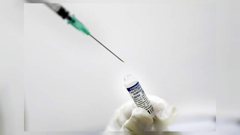 Cofepris podría aprobar la vacuna Sputnik Light para su uso en México 