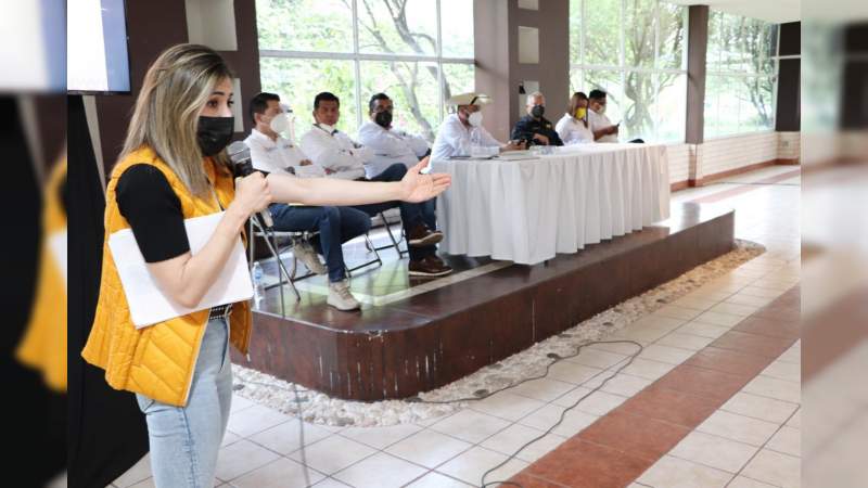 En el PRD nuestros candidatos y candidatas no están solos: Víctor Manríquez