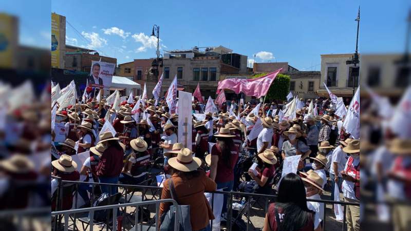 Colectivos morenistas se dan cita para el arranque de campaña de Alfredo Ramírez Bedolla 
