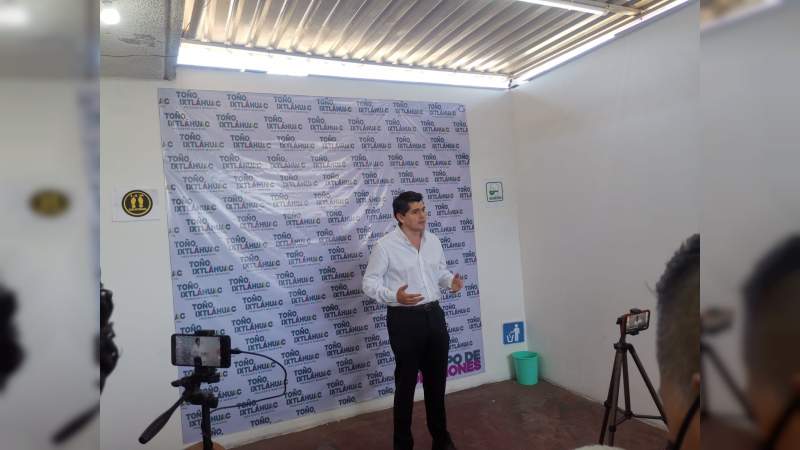 Fomentar la ganadería como practica económica y abatir el burocratismo, refirió Toño Ixtláhuac   