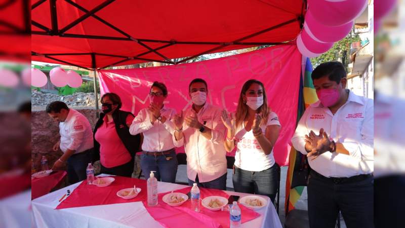 Las mujeres morelianas son la Fuerza de México: Abelardo Pérez