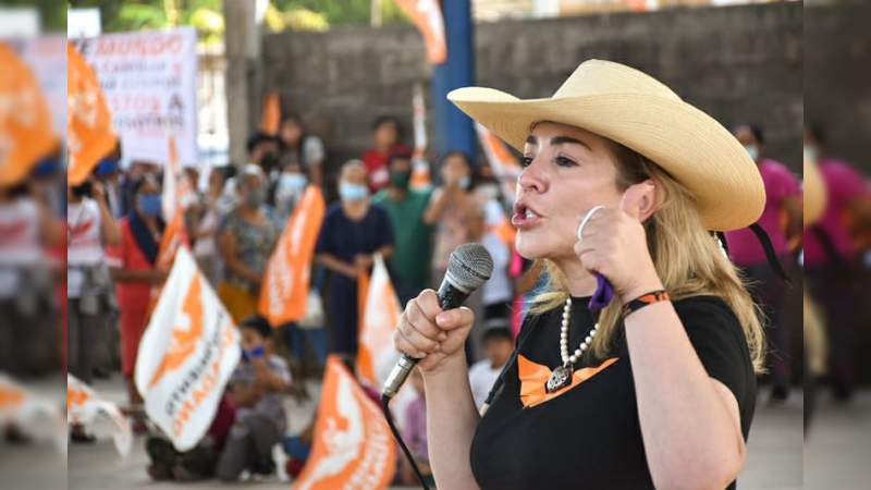 Son las mujeres las que han sostenido a Michoacán: Mercedes Calderón García  