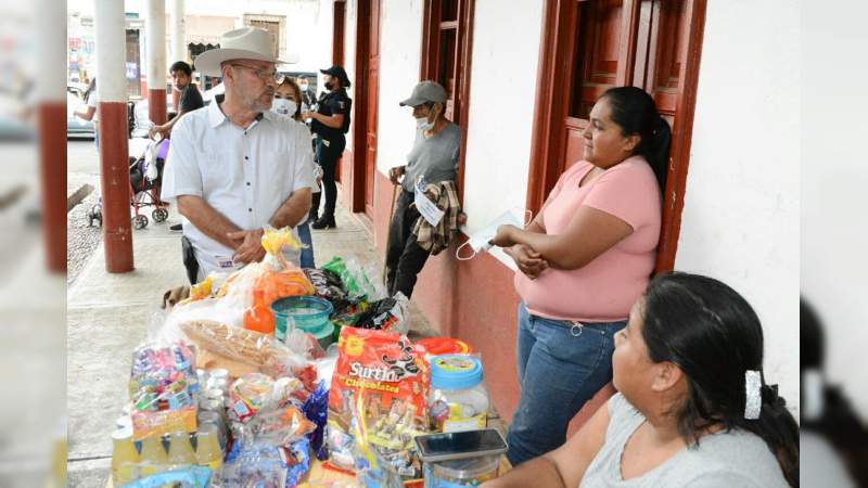 Vamos a impulsar el comercio: Hipólito Mora Chávez 