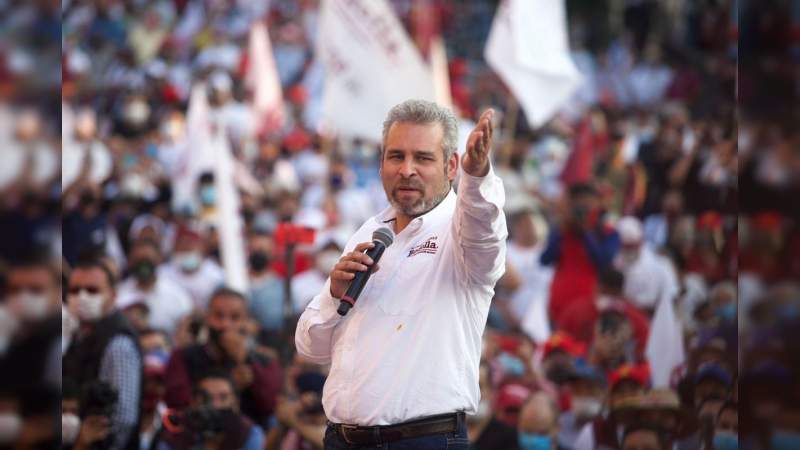 Bedolla, candidato de morena en Michoacán mantiene la ventaja en las encuestas: Massive Caller