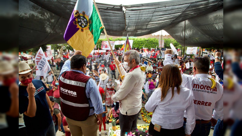 Bedolla asume compromisos con pueblos indígenas de Michoacán