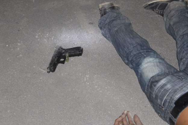 Policías rurales matan a un sicario tras agresión a ex autodefensa, en Apatzingán, Michoacán - Foto 5 