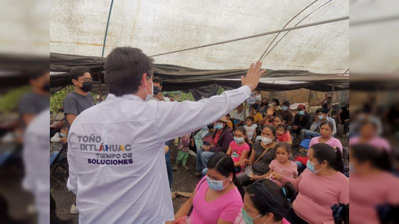 Continúa el recorrido del candidato Toño Ixtláhuac por toda la geografía zitacuarense