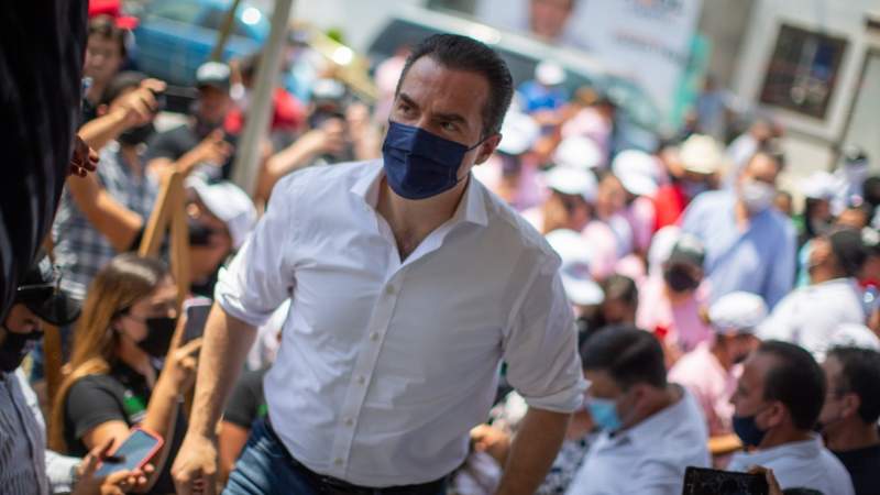 Adrián de la Garza asegura que la investigación de la FGR es prosecución política 