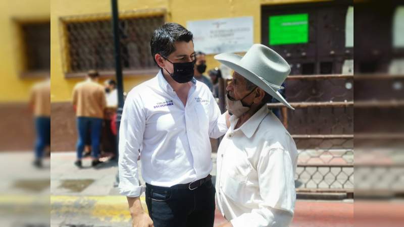 El tiempo de soluciones ante la crisis económica debe de llegar ya: Toño Ixtláhuac 