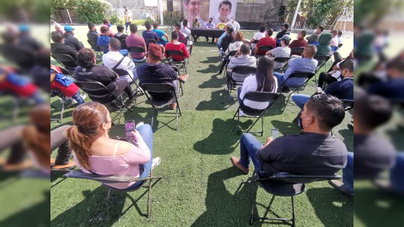 Trabajaremos para que Zitácuaro sea primer lugar en inversión al deporte:  Toño Ixtláhuac