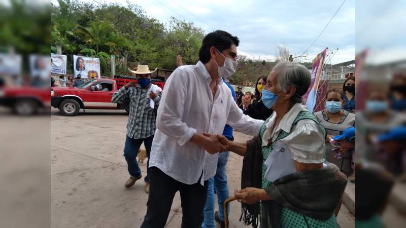 Lo que nuestras comunidades necesitan es una política seria y de resultados: Toño Ixtláhuac 