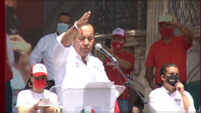 Carlos Herrera acusa a opositores de ofrecer dinero a cambio de declinaciones 