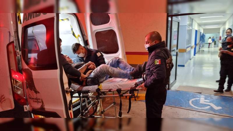 Presunto delincuente se enfrenta a policías en Tangancícuaro, Michoacán, resulta herido  