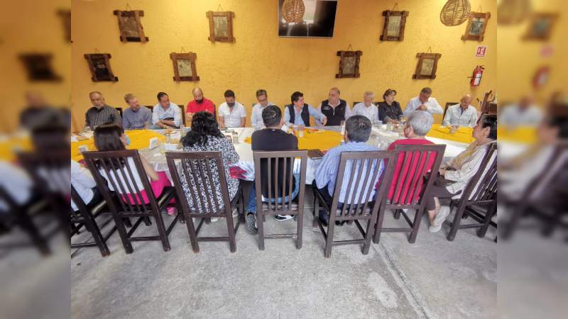 Con propuestas es como se irá construyendo un Zitácuaro con soluciones y en progreso: Toño Ixtláhuac
