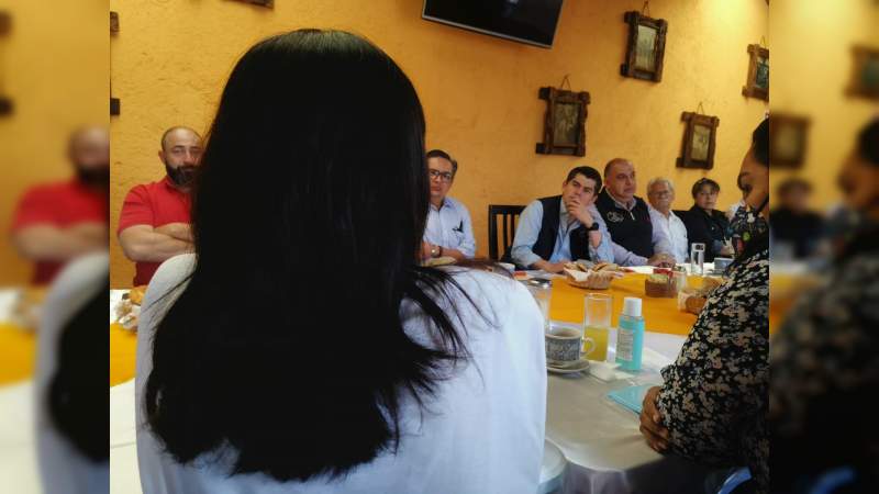 Con propuestas es como se irá construyendo un Zitácuaro con soluciones y en progreso: Toño Ixtláhuac