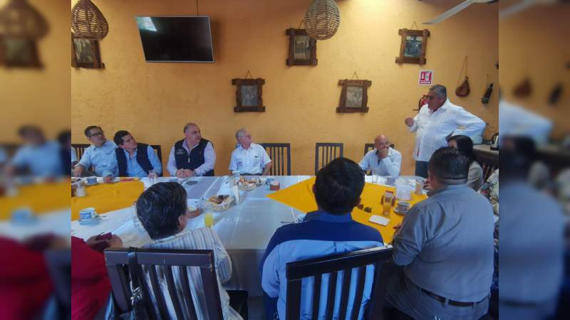 Con propuestas es como se irá construyendo un Zitácuaro con soluciones y en progreso: Toño Ixtláhuac