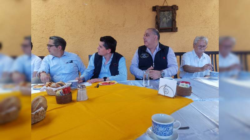 Con propuestas es como se irá construyendo un Zitácuaro con soluciones y en progreso: Toño Ixtláhuac