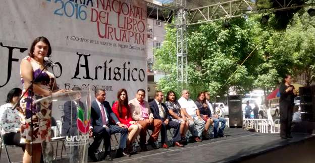 Feria Nacional del Libro en Uruapan  - Foto 2 