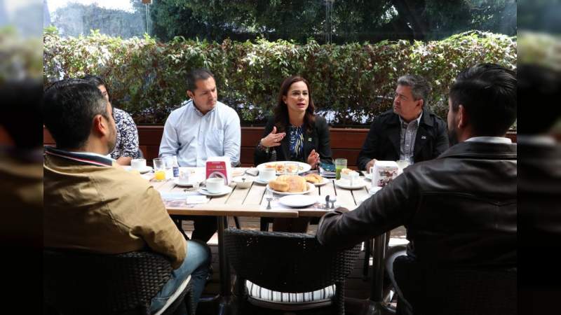 De la mano de fraccionadores, impulsaremos un desarrollo urbano sustentable: Marx Aguirre 