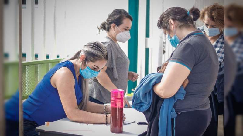 Con buena respuesta de mujeres, finaliza Jornada de Salud Mujer en Cedeco “Ignacio Gómez” de Uruapan 