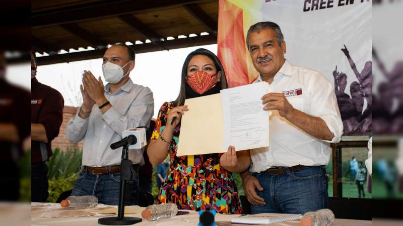 Decisión valiente adherir a la dirigente del PRD, Libertad Hernández al proyecto de la 4T: Raúl Morón