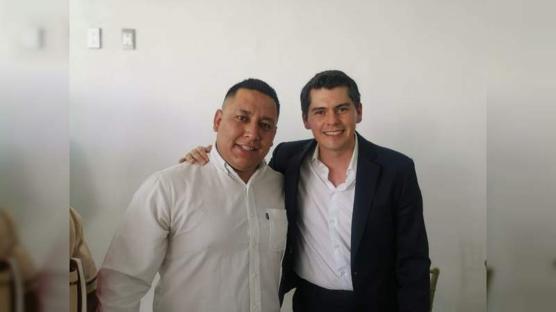 Se suman ex aspirantes y cuadros Morenistas a proyecto de Toño Ixtláhuac