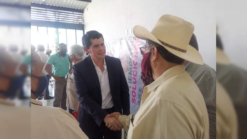 Se suman ex aspirantes y cuadros Morenistas a proyecto de Toño Ixtláhuac
