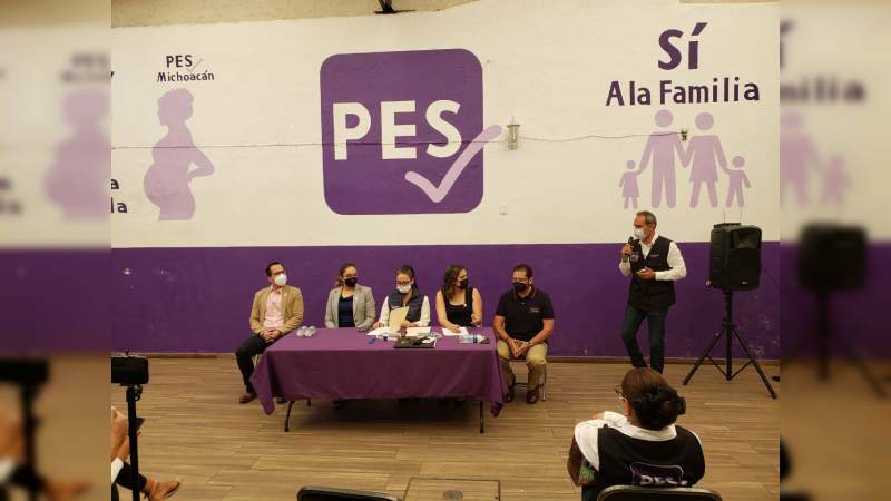 Tzitziqui Peña se compromete a erradicar la corrupción en Morelia  