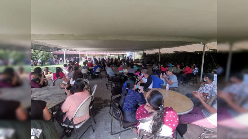 Oficina del comercio, una alternativa para fortalecer el sector tras la pandemia: Toño Ixtláhuac