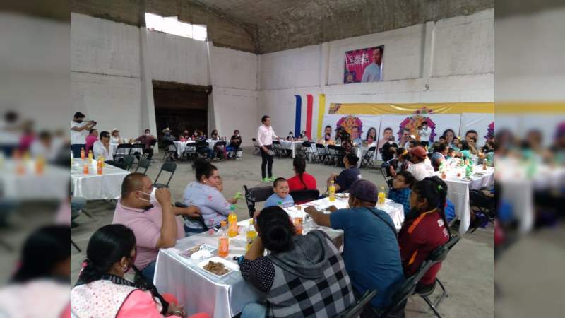 Lazos, compromisos y trabajo en conjunto entre comerciantes y gobierno: Toño Ixtláhuac