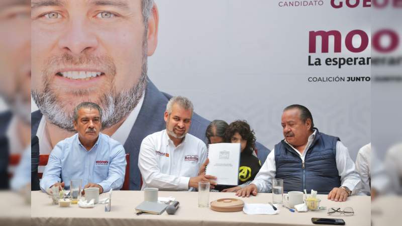 Mi gobierno trabajará de la mano con con todas y todos los trabajadores del estado: Ramírez Bedolla 