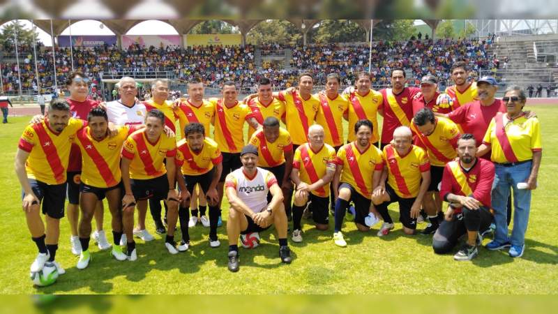 Empatan Leyendas del Morelia contra América 