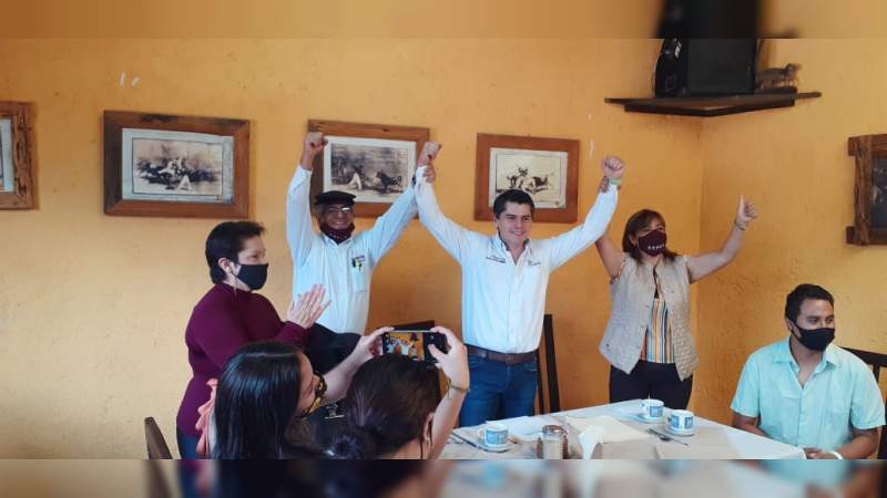 Comités morenistas se suman a la candidatura de Toño Ixtláhuac