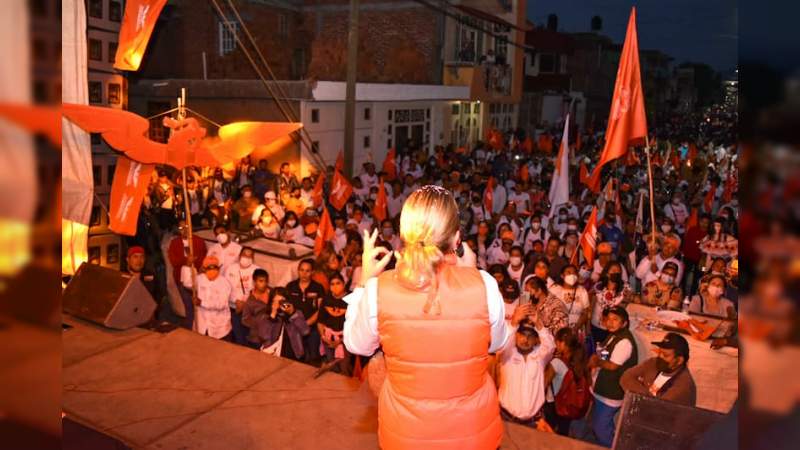 Vamos a darle a Chilchota todo lo que le han negado: Mercedes Calderón  