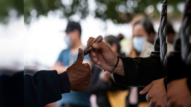 Pierde terreno Morena en la CDMX de acuerdo con el conteo rápido del INE 