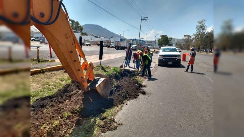Gobierno de Morelia interviene con limpieza calles y avenidas