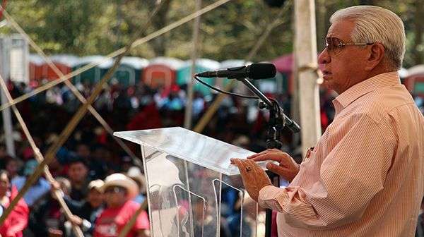 Urgente la necesidad de cambiar el modelo económico vigente por otro que instrumente:  Aquiles Córdova Morán 