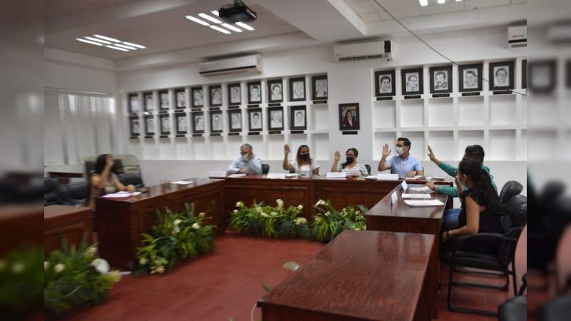 Sesiona Comité de Entrega del Gobierno Municipal de LC 