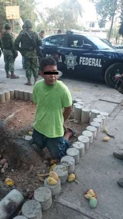 Balacera entre federales y delincuentes deja dos detenidos en Lázaro Cárdenas, Michoacán - Foto 1 