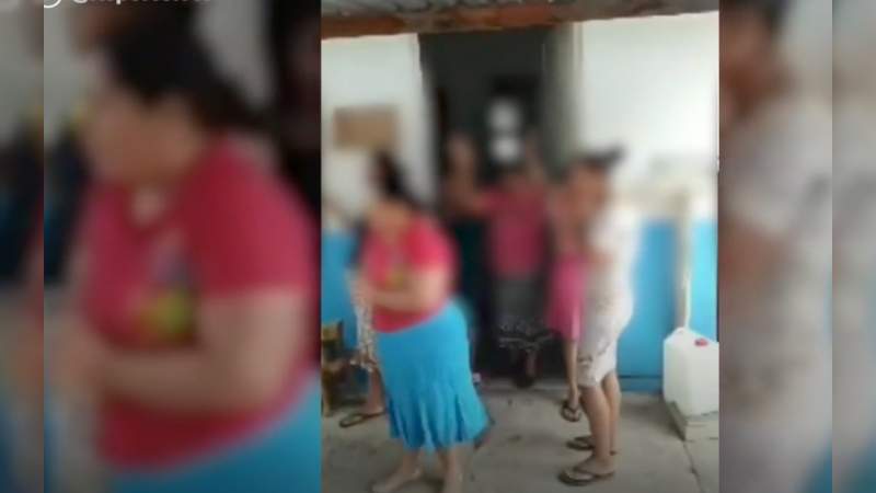 Mujeres en Guerrero piden ayuda al gobierno por acoso del crimen organizado, "Nos tienen rodeados" 