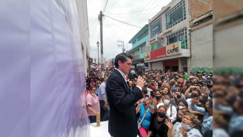 Recibe Toño Ixtláhuac constancia de mayoría que lo acredita como presidente de Zitácuaro  