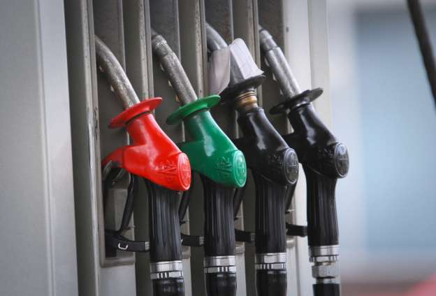Otorgan primeros permisos para importar gasolinas y diésel 