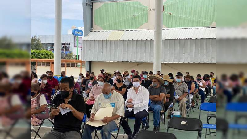 Recibe Toño Ixtláhuac, primera dosis de la vacuna contra Covid-19