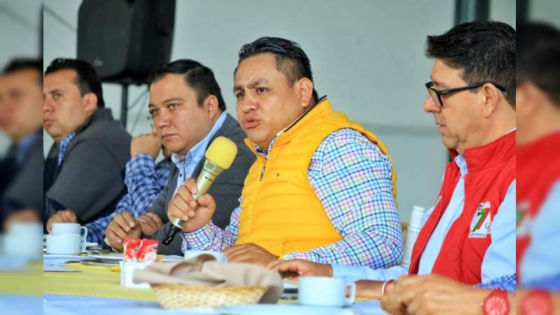 No permitiremos que se instauren los “poderes fácticos” en Michoacán: Víctor Manríquez 