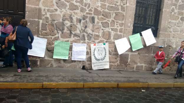 El SIMETRA toma instalaciones de la Secretaría de Salud del centro histórico de Morelia  