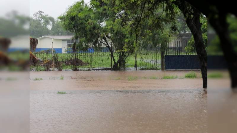 SEE dará seguimiento a escuelas afectadas en región Sierra-Costa tras paso de huracán “Enrique”