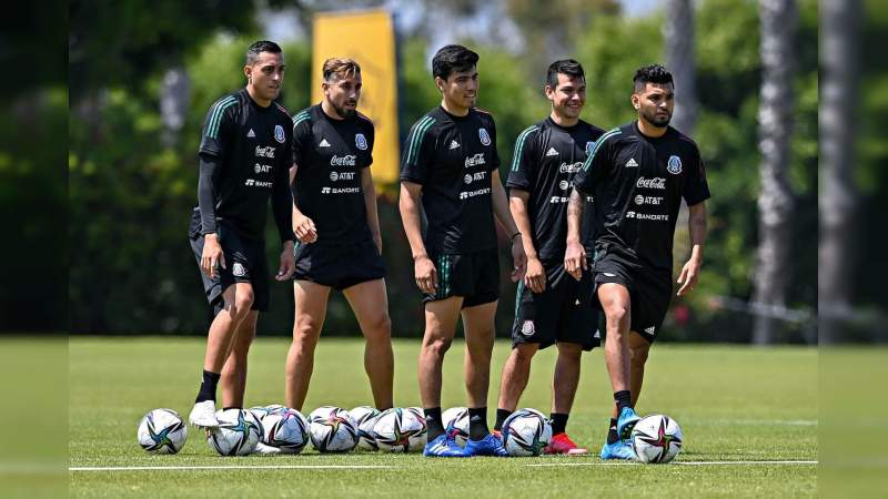 ”Tata” Martino anuncia lista de México para Copa Oro