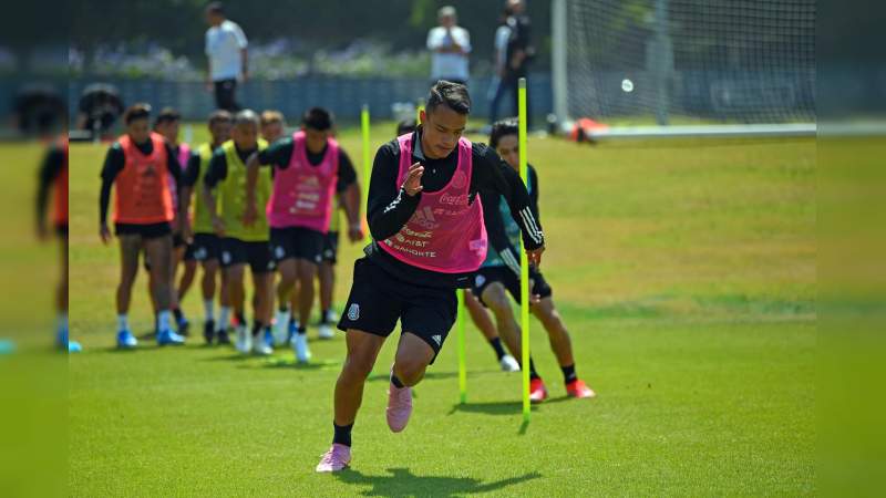”Tata” Martino anuncia lista de México para Copa Oro