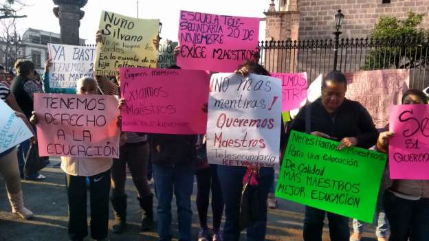 Exigen maestros para la telesecundaria 20 de Noviembre  - Foto 0 